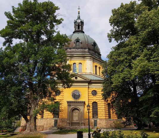 Hedvig Eleonora kyrka Hedvig Eleonora kyrka ligger på Östermalm i Stockholm